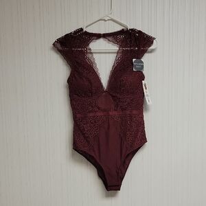 Sophie B Women's Elegant Lace Bodysuit in Burgundy, Small. New With Tags
